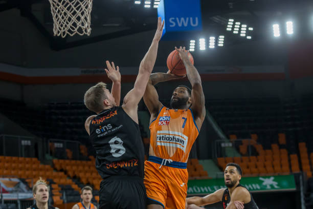 这场比赛的 这场比赛的