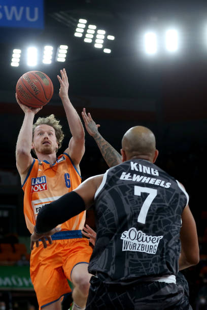 件对游泳产 件对游泳产